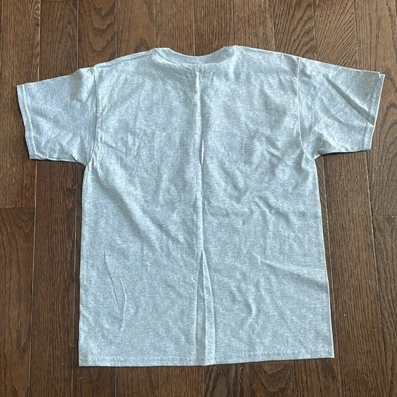 Youth Large Philadelphia Eagles grey tshirt - Picture 4 of 4